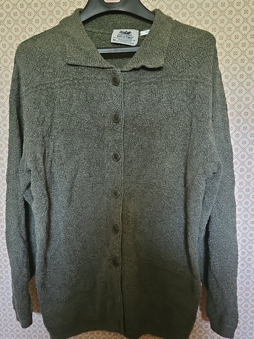 Northern Reflections Olive Green Button-Up Women's Cardigan